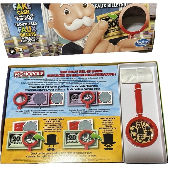 Monopoly Crooked Cash Board Game New in box - Picture 2 of 3